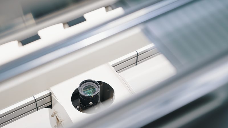 LUSTER inline inspection sensor on the production line